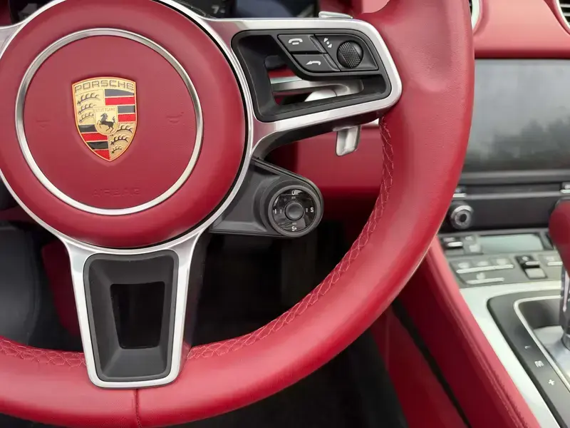 2023 Porsche 718 Spyder с пробегом 15 500 км