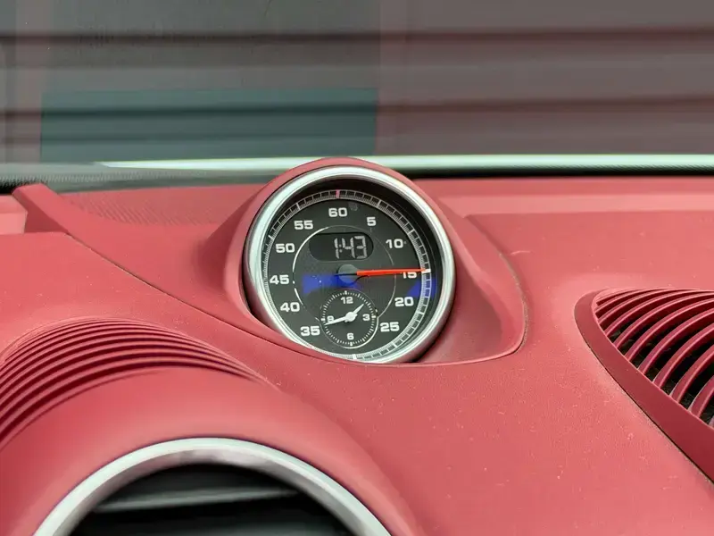 2023 Porsche 718 Spyder с пробегом 15 500 км