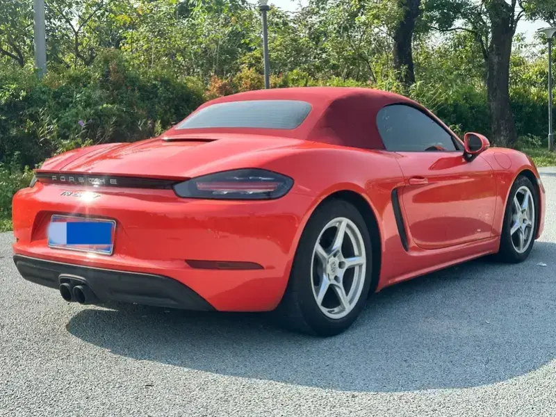 2022 Porsche 718 Spyder с пробегом 32 000 км