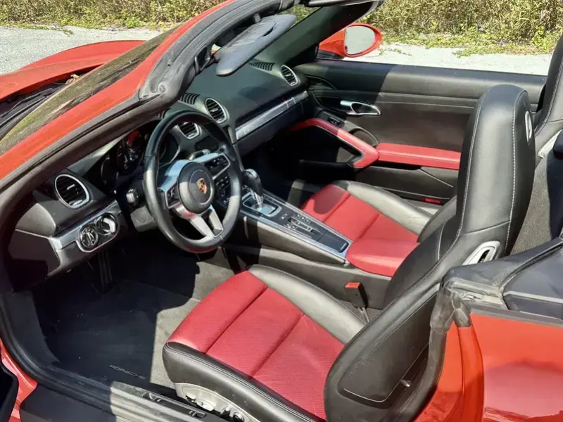 2022 Porsche 718 Spyder с пробегом 32 000 км