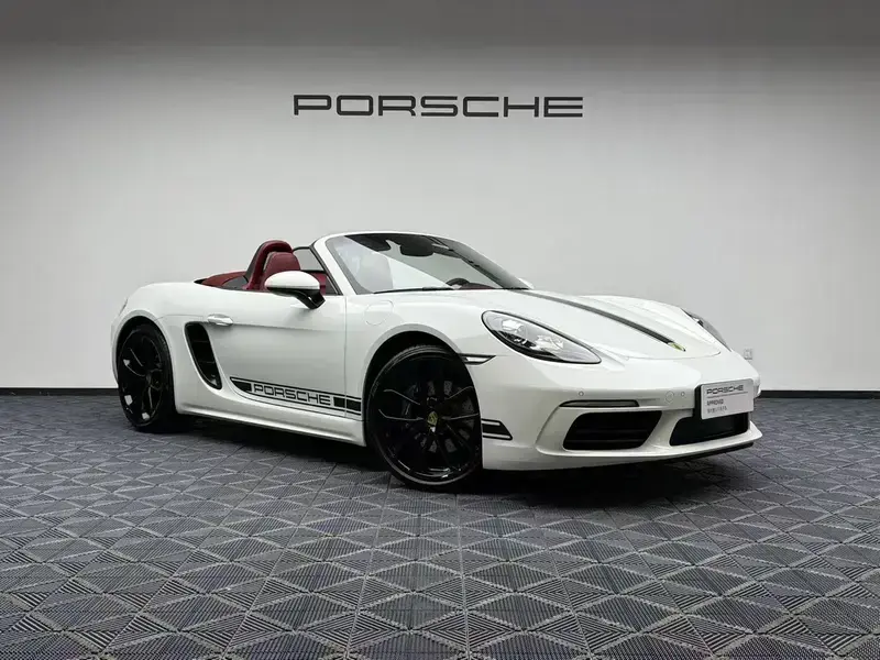 2023 Porsche 718 Spyder с пробегом 5 800 км
