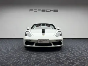 2023 Porsche 718 Spyder с пробегом 2 600 км