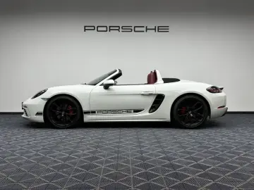 2023 Porsche 718 Spyder с пробегом 2 600 км