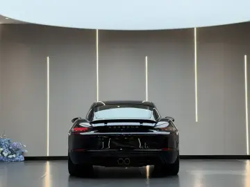2020 Porsche 718 Spyder с пробегом 33 000 км