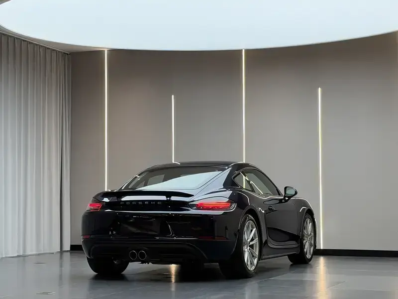 2020 Porsche 718 Spyder с пробегом 33 000 км