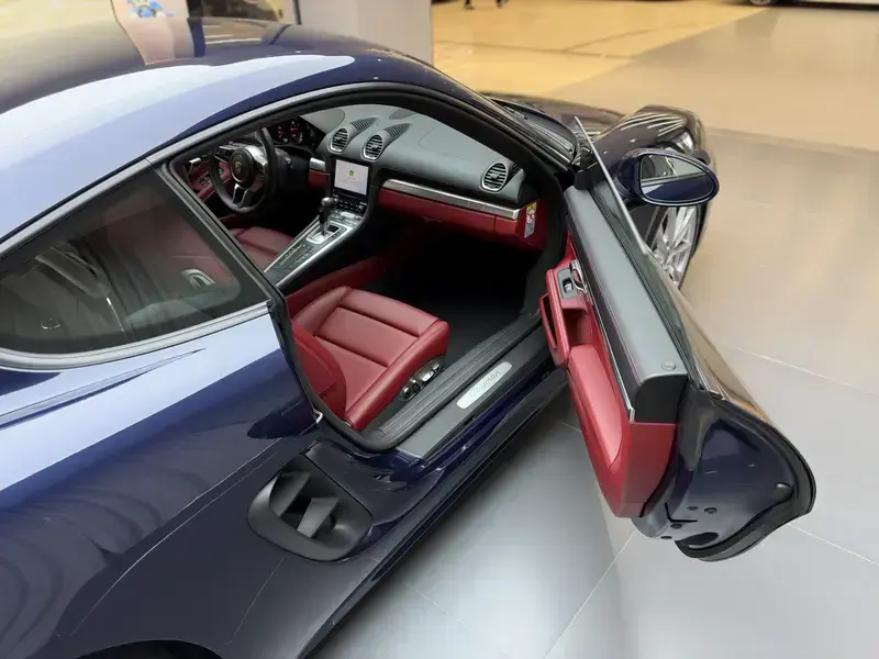 2020 Porsche 718 Spyder с пробегом 33 000 км