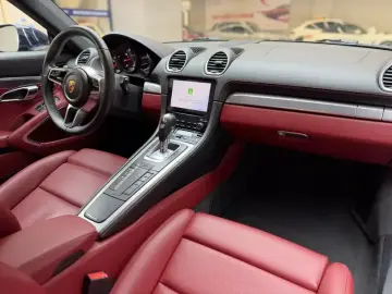 2020 Porsche 718 Spyder с пробегом 33 000 км