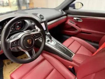 2020 Porsche 718 Spyder с пробегом 33 000 км