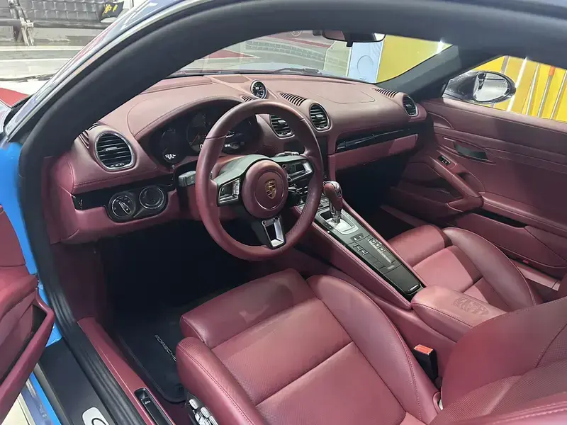 2019 Porsche 718 Spyder с пробегом 53 000 км