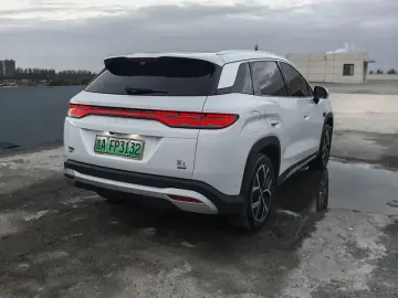 2026 BYD Song L с пробегом 11 000 км