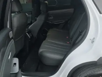 2026 BYD Song L с пробегом 11 000 км