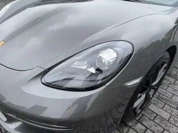 2023 Porsche 718 Spyder с пробегом 9 000 км