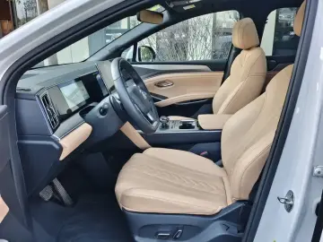 2025 BYD Song L с пробегом 14 000 км