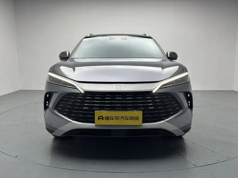 2024 BYD Song L с пробегом 41 400 км