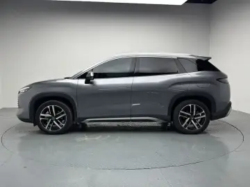 2024 BYD Song L с пробегом 41 400 км