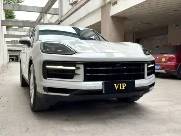 2024 Porsche Cayenne с пробегом 49 000 км
