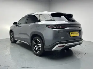 2024 BYD Song L с пробегом 41 400 км