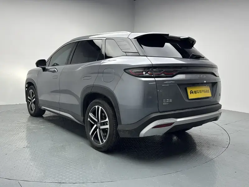 2024 BYD Song L с пробегом 41 400 км