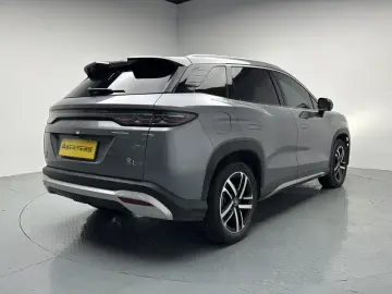 2024 BYD Song L с пробегом 41 400 км