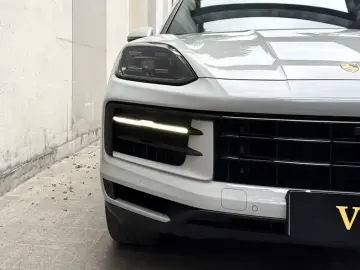 2024 Porsche Cayenne с пробегом 49 000 км
