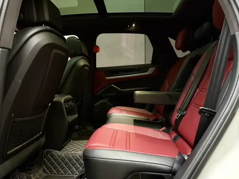 2024 Porsche Cayenne с пробегом 49 000 км