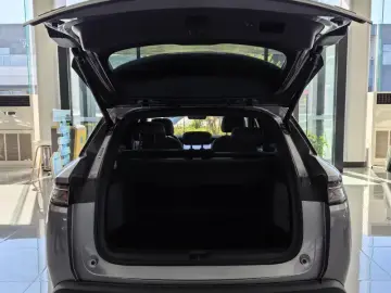 2025 BYD Song L с пробегом 8 000 км