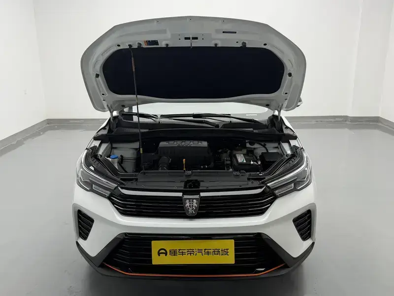 2021 Roewe RX3 с пробегом 52 500 км