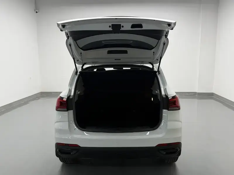 2021 Roewe RX3 с пробегом 52 500 км