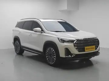 2022 JETOUR X90 с пробегом 38 800 км