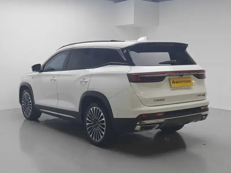 2022 JETOUR X90 с пробегом 38 800 км