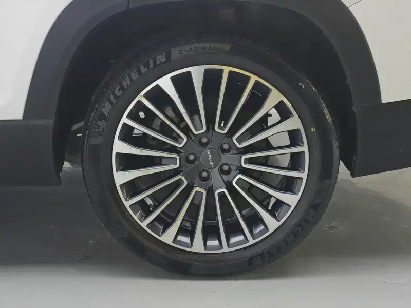 2022 JETOUR X90 с пробегом 38 800 км