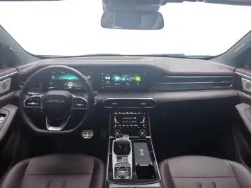 2022 JETOUR X90 с пробегом 38 800 км