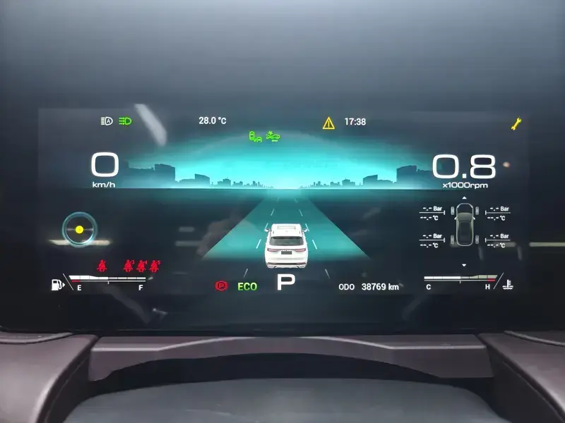 2022 JETOUR X90 с пробегом 38 800 км