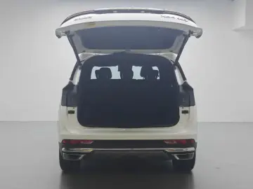 2022 JETOUR X90 с пробегом 38 800 км