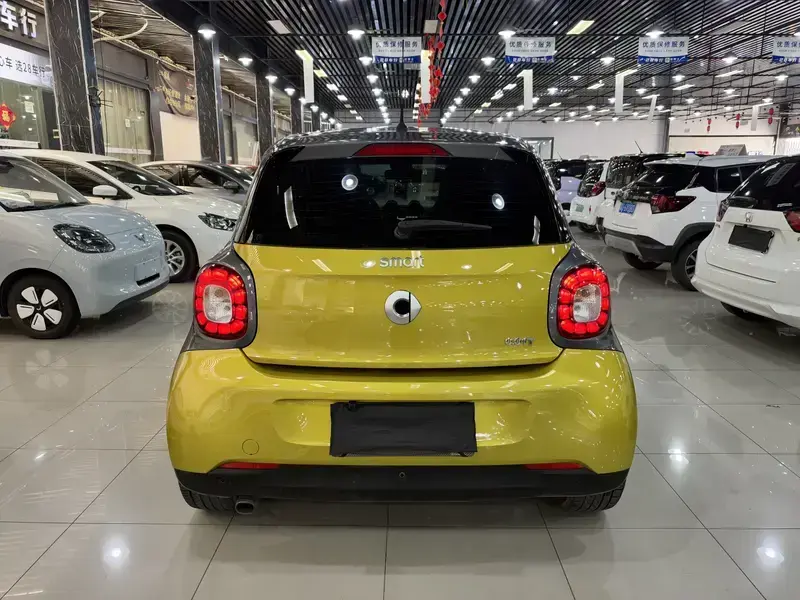 2016 Smart Forfour с пробегом 63 000 км