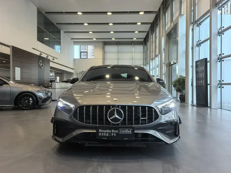 2024 Mercedes-Benz A-Класс AMG с пробегом 16 000 км