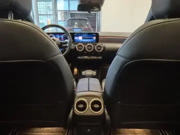 2024 Mercedes-Benz A-Класс AMG с пробегом 16 000 км