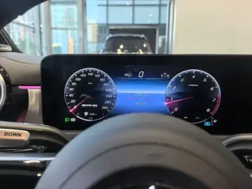 2024 Mercedes-Benz A-Класс AMG с пробегом 16 000 км