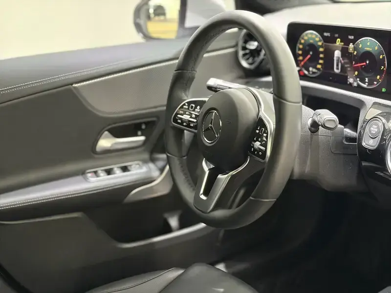 2022 Mercedes-Benz A-Класс с пробегом 24 000 км