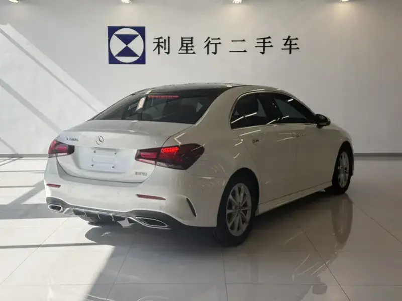 2020 Mercedes-Benz A-Класс с пробегом 41 000 км