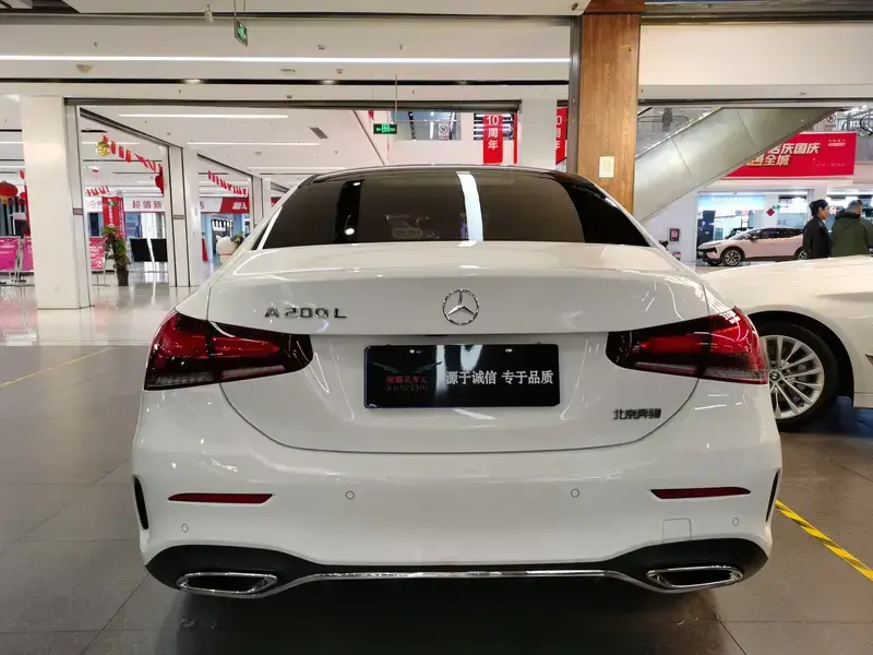 2020 Mercedes-Benz A-Класс с пробегом 31 000 км