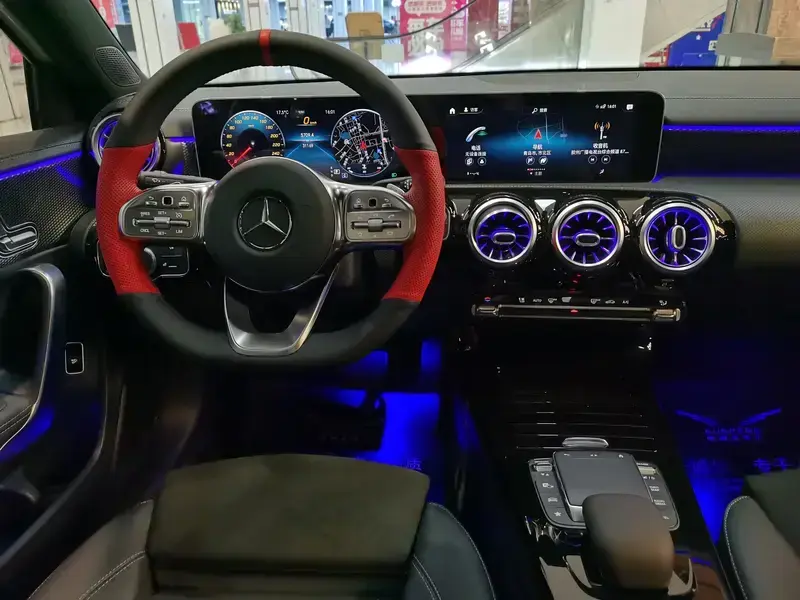 2020 Mercedes-Benz A-Класс с пробегом 31 000 км