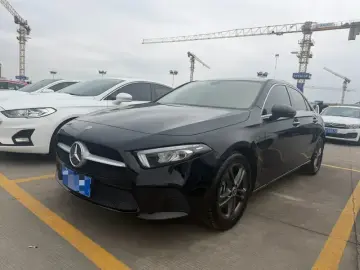 2019 Mercedes-Benz A-Класс с пробегом 93 000 км