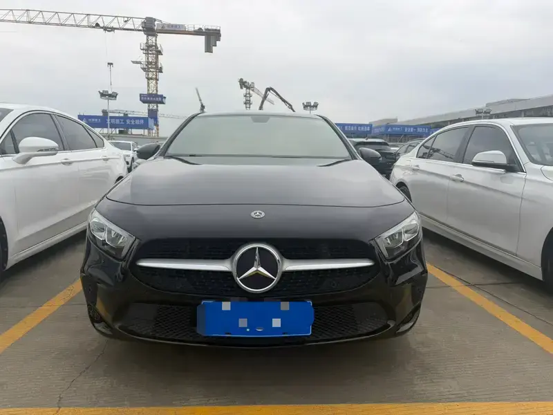 2019 Mercedes-Benz A-Класс с пробегом 93 000 км