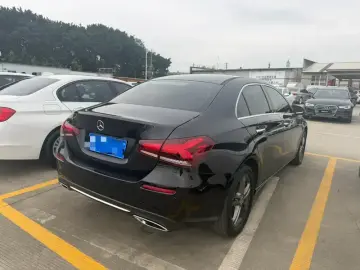 2019 Mercedes-Benz A-Класс с пробегом 93 000 км