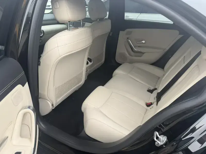 2019 Mercedes-Benz A-Класс с пробегом 93 000 км