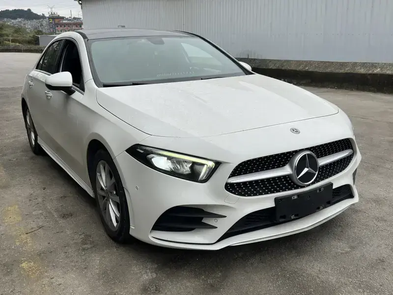 2020 Mercedes-Benz A-Класс с пробегом 114 000 км