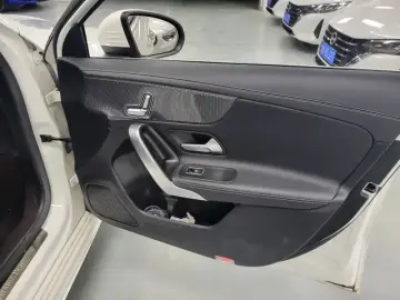2020 Mercedes-Benz A-Класс с пробегом 101 000 км