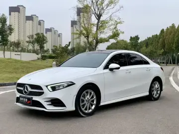 2022 Mercedes-Benz A-Класс с пробегом 50 000 км