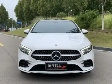 2022 Mercedes-Benz A-Класс с пробегом 50 000 км